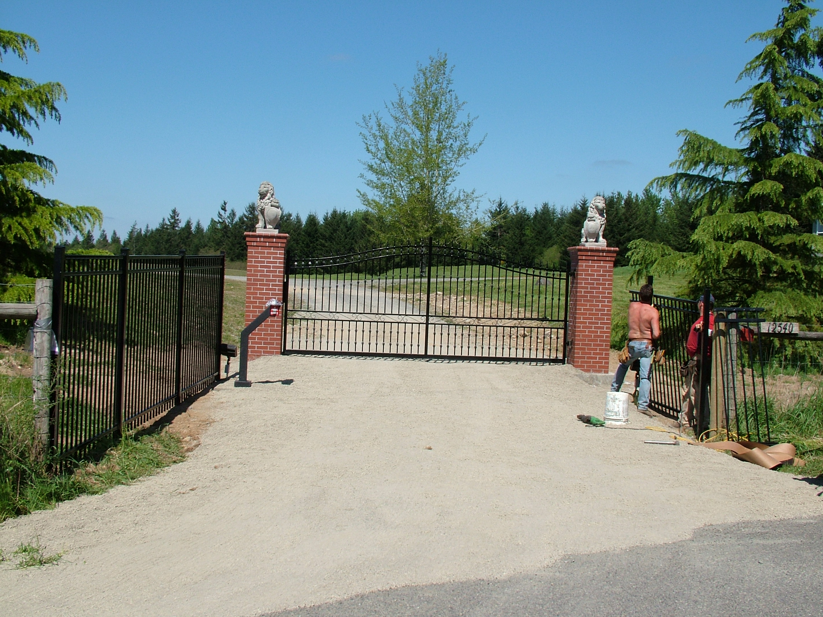 Driveway gate example